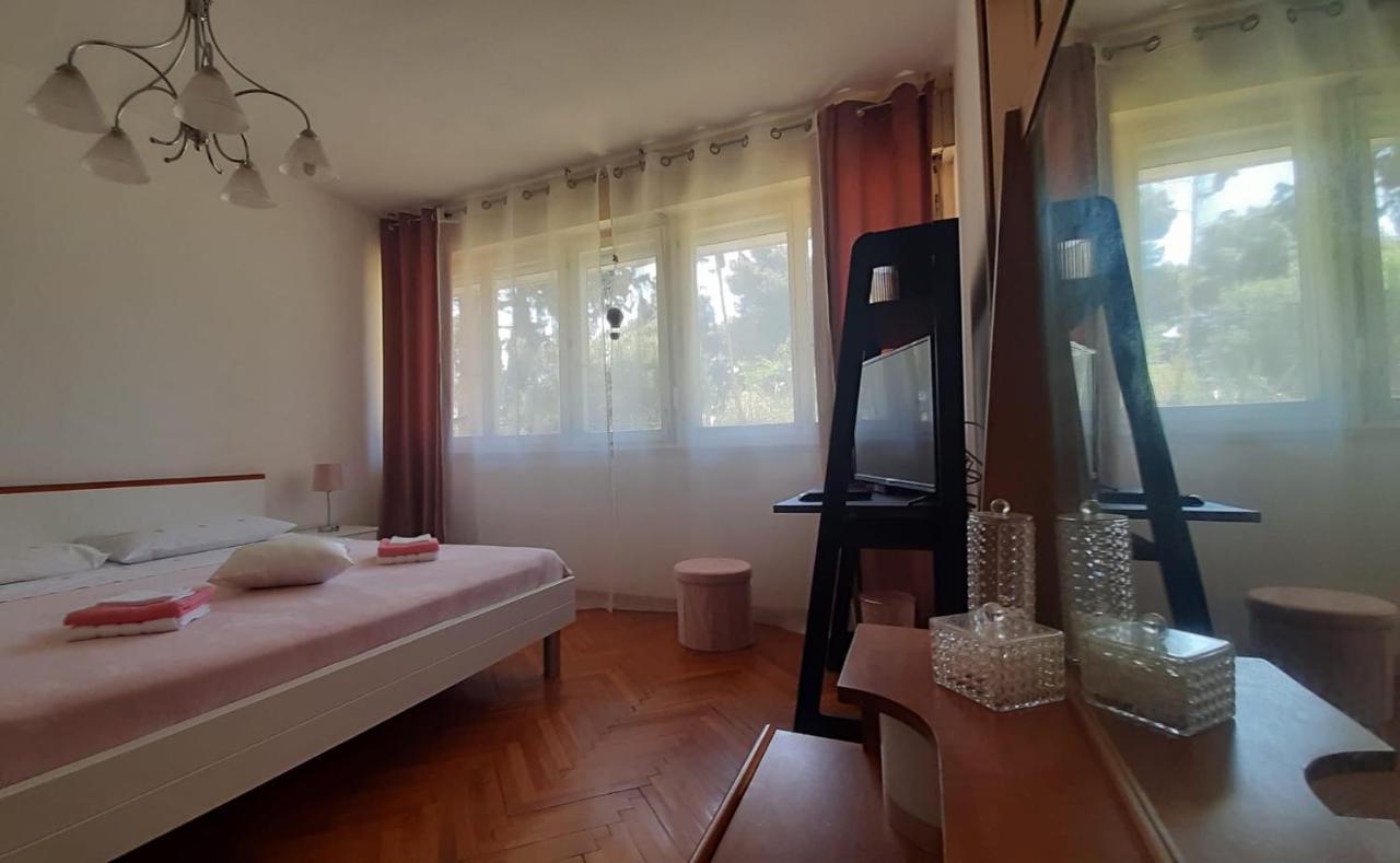 Appartement Apartman Iris Split Extérieur photo